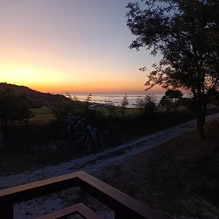 Casa Tobira - Casale Panoramico Sul Mare In Collina トレッビアンティコ